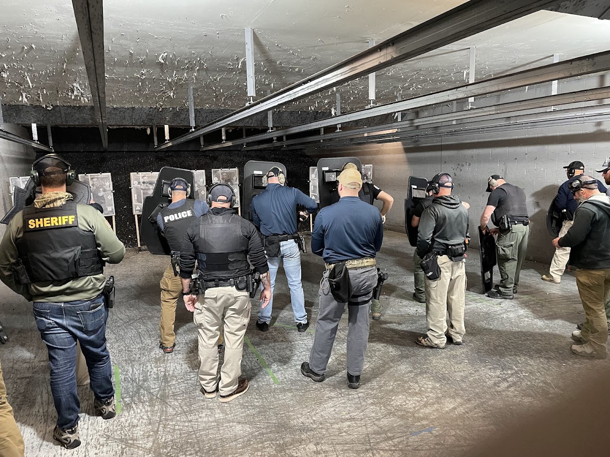 Law enforcement trainer teaching at the ILEETA Conference